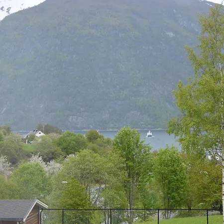 Solfjord Bed & Bistro