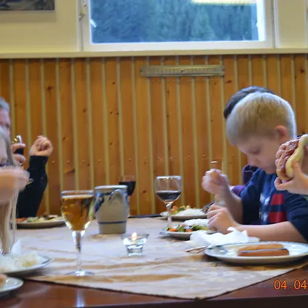 Solfjord Bed & Bistro Bed & Breakfast Eidsdal